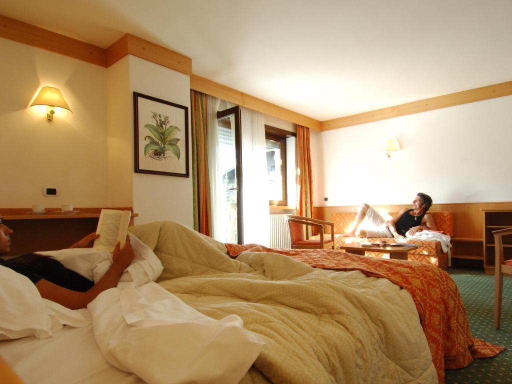 Hotel Antares Сельва-ди-Валь-Гардена Номер фото